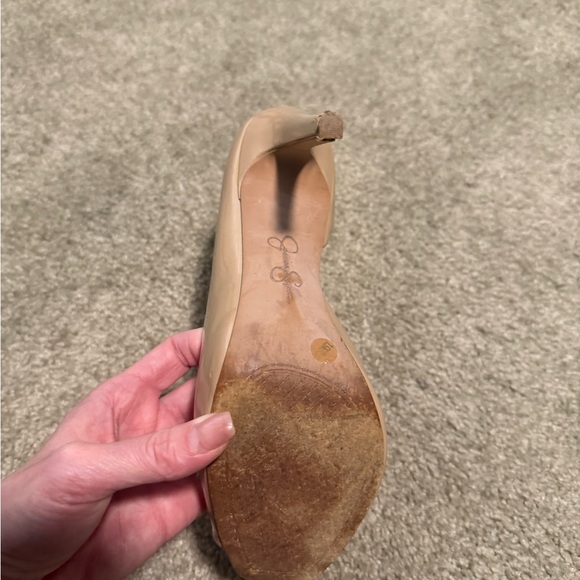 Jessica Simpson Women's Tan Peep Toe Heels - Picture 5 of 5